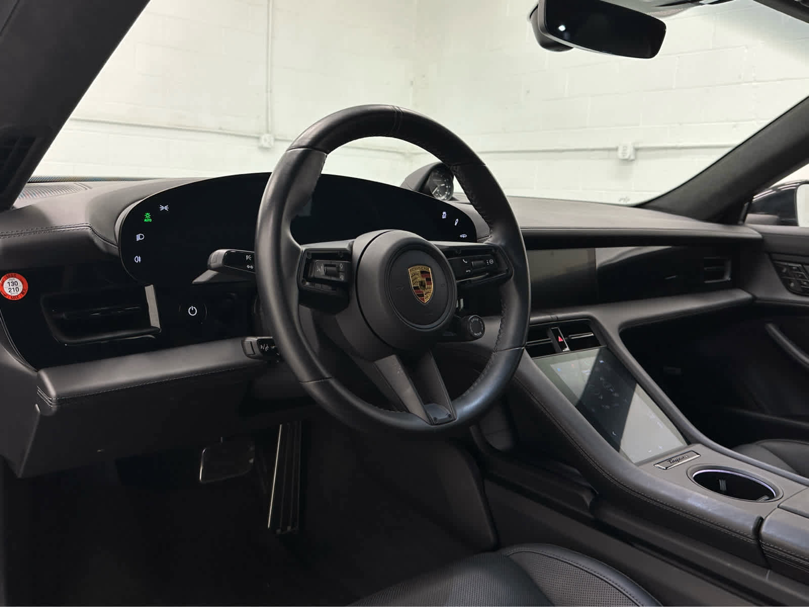 Used 2021 Porsche Taycan Turbo image 10