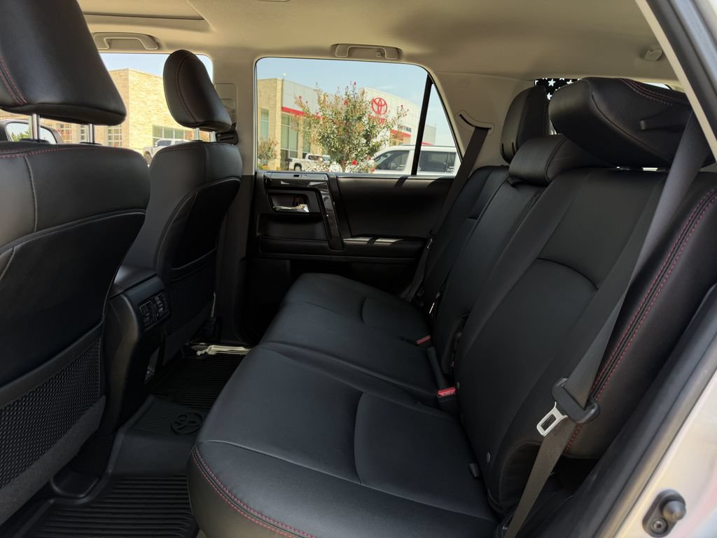 Used 2024 Toyota 4Runner TRD Off-Road Premium w/ Off Road Premium Plus Package AWD/4WD image 27
