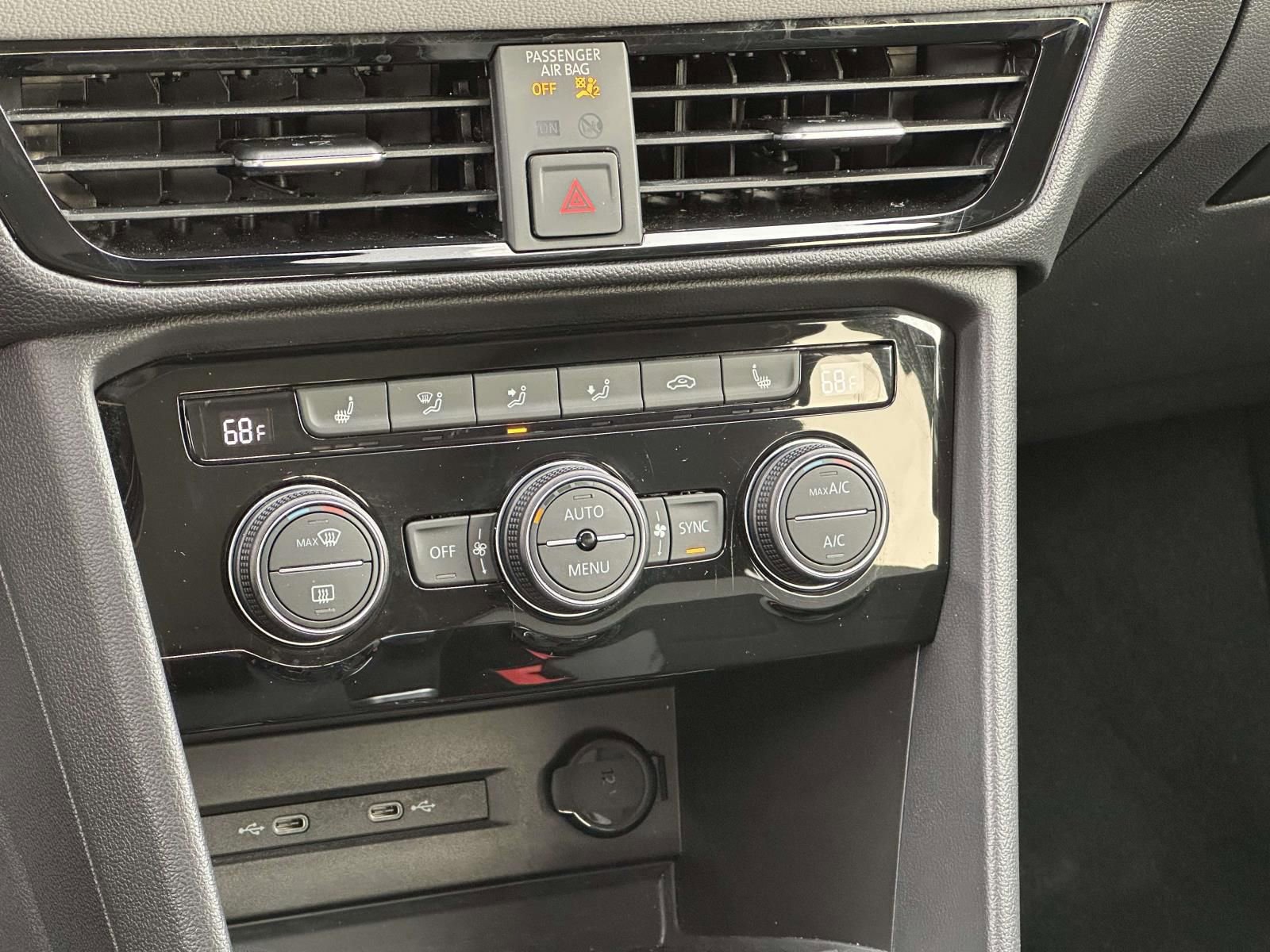 Certified 2023 Volkswagen Taos SEL image 19