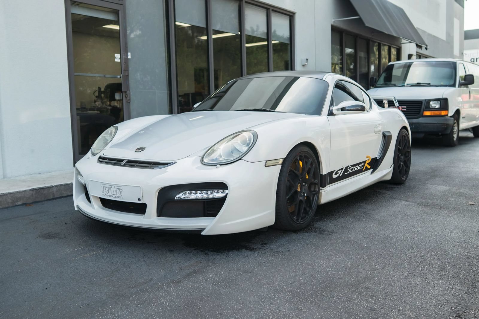 Used 2007 Porsche Cayman RWD image 3