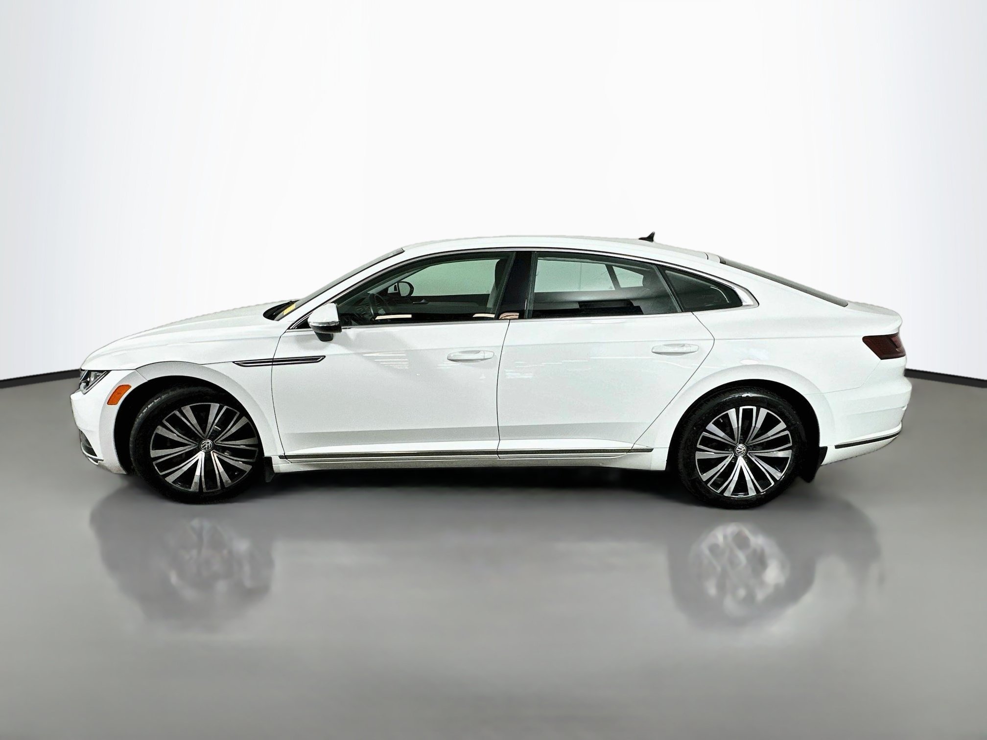 Used 2020 Volkswagen Arteon SE AWD/4WD image 4