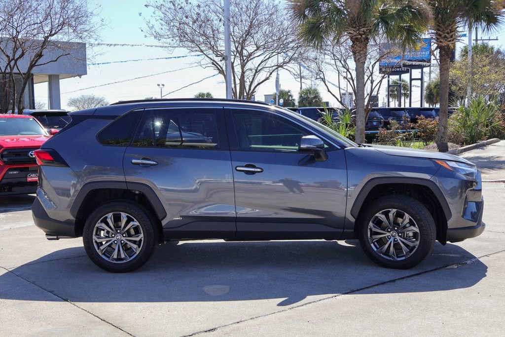 Used 2025 Toyota RAV4 Limited w/ Advanced Technology Package image 22