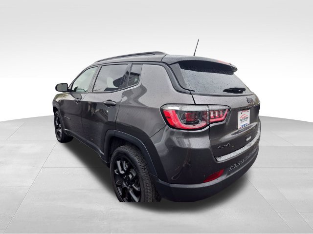 Used 2023 Jeep Compass Latitude AWD/4WD image 5