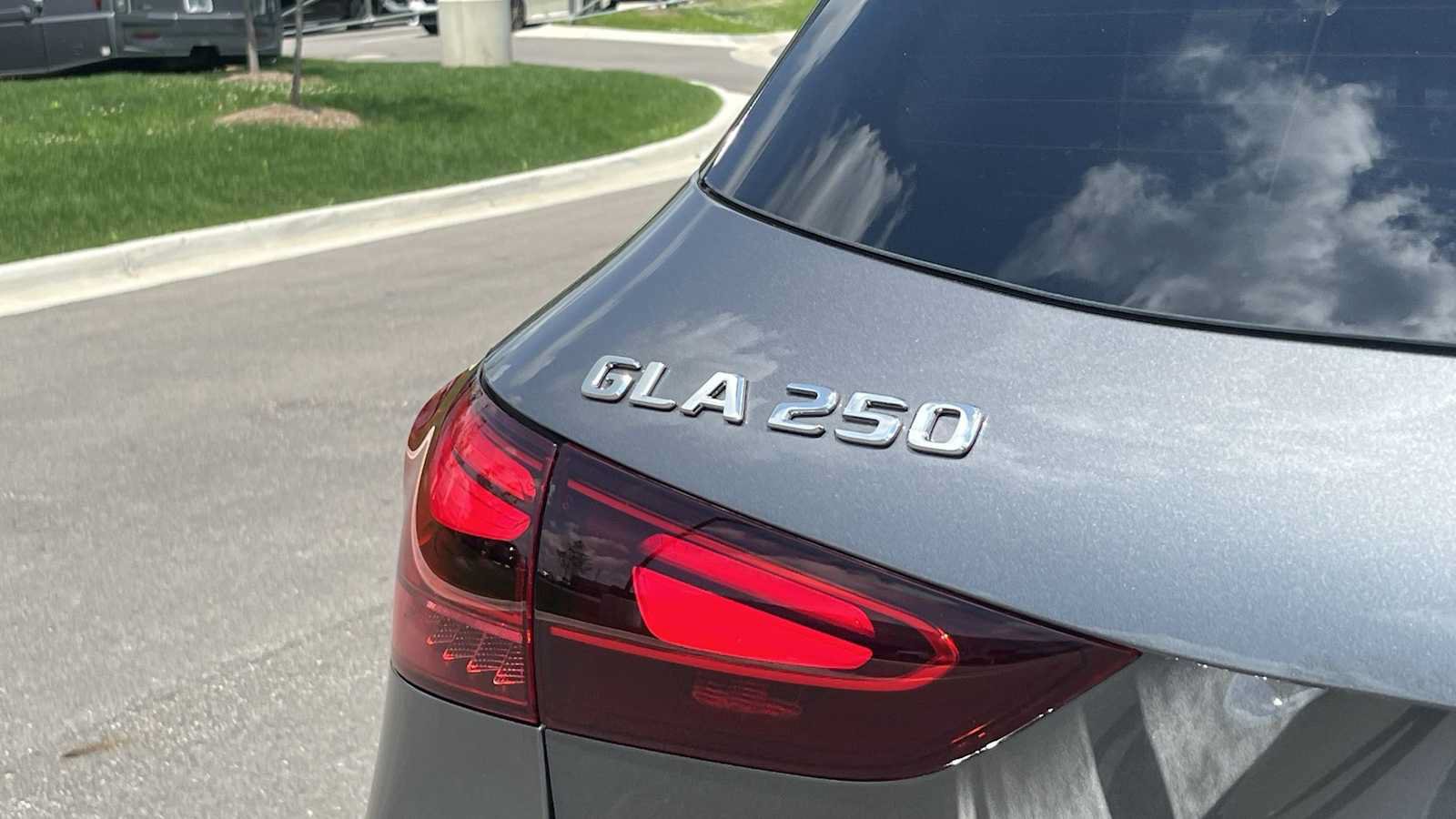 New 2026 Mercedes-Benz GLA 250 4MATIC image 24