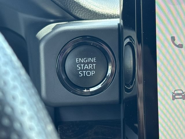 Used 2024 Toyota Tacoma Limited w/ Limited Package (LT) AWD/4WD image 21