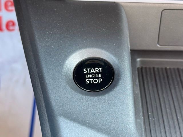 New 2026 Nissan Sentra SR w/ SR Premium Package FWD image 31