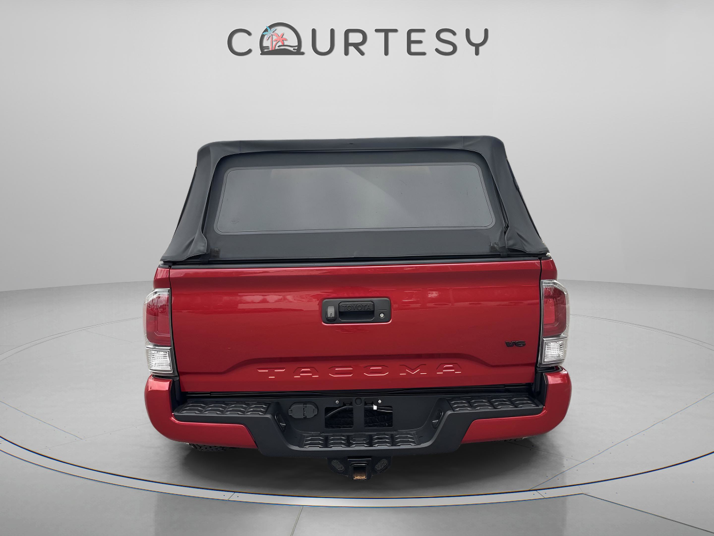 Used 2021 Toyota Tacoma TRD Sport image 6