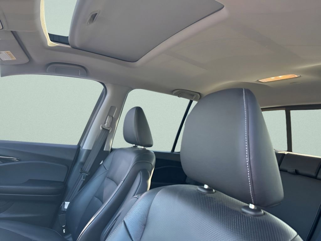 Used 2019 Honda Ridgeline RTL-E image 19