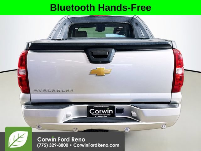 Used 2012 Chevrolet Avalanche LT AWD/4WD image 6