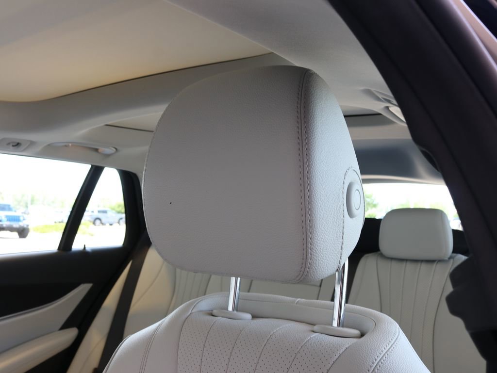 Used 2022 Mercedes-Benz E 450 4MATIC All-Terrain Wagon image 23