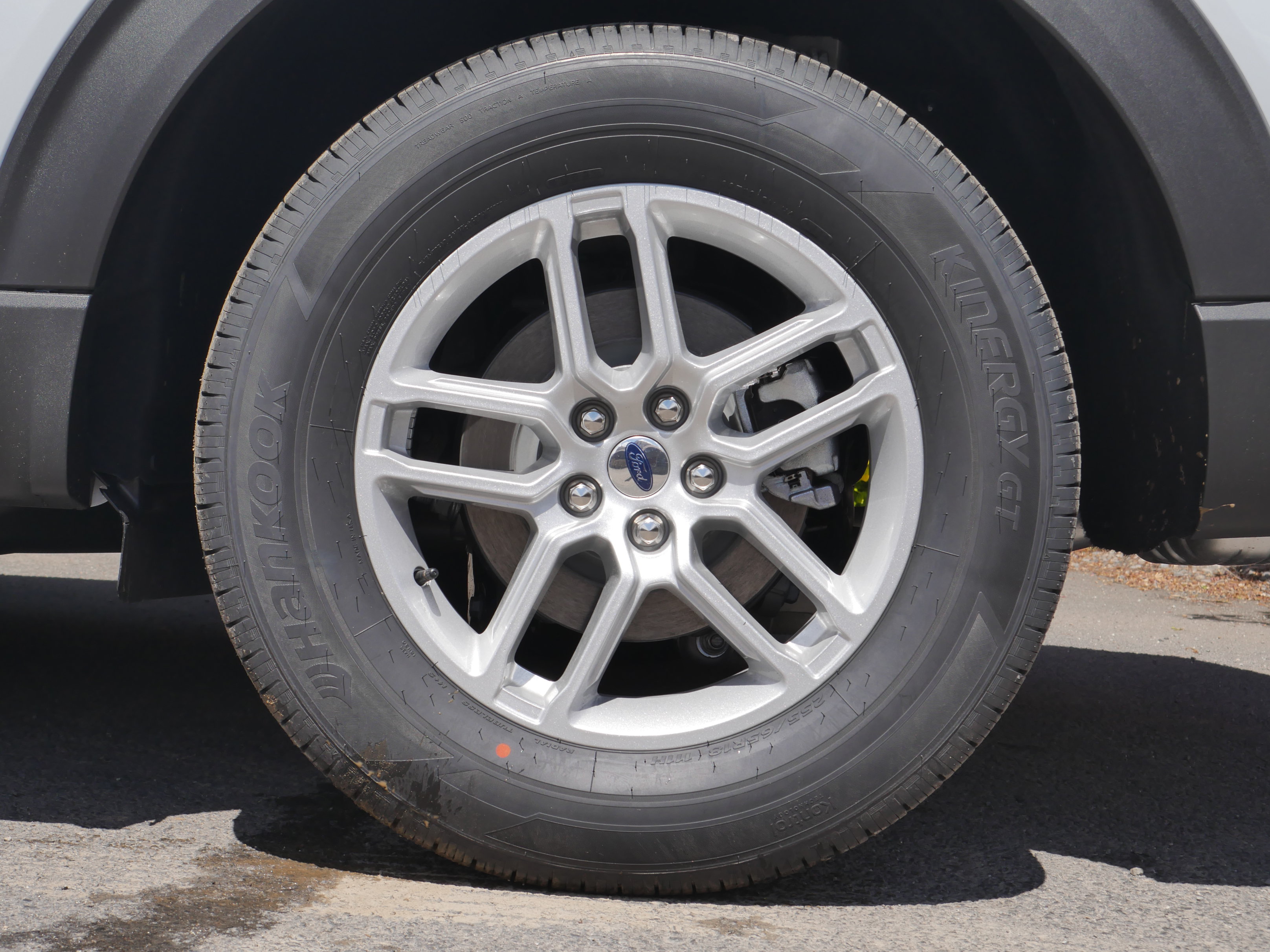 New 2026 Ford Explorer Active AWD/4WD image 16