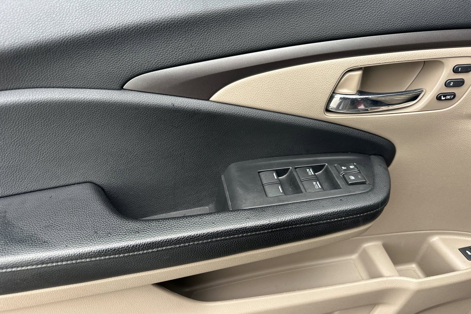 Used 2019 Honda Pilot EX-L image 11