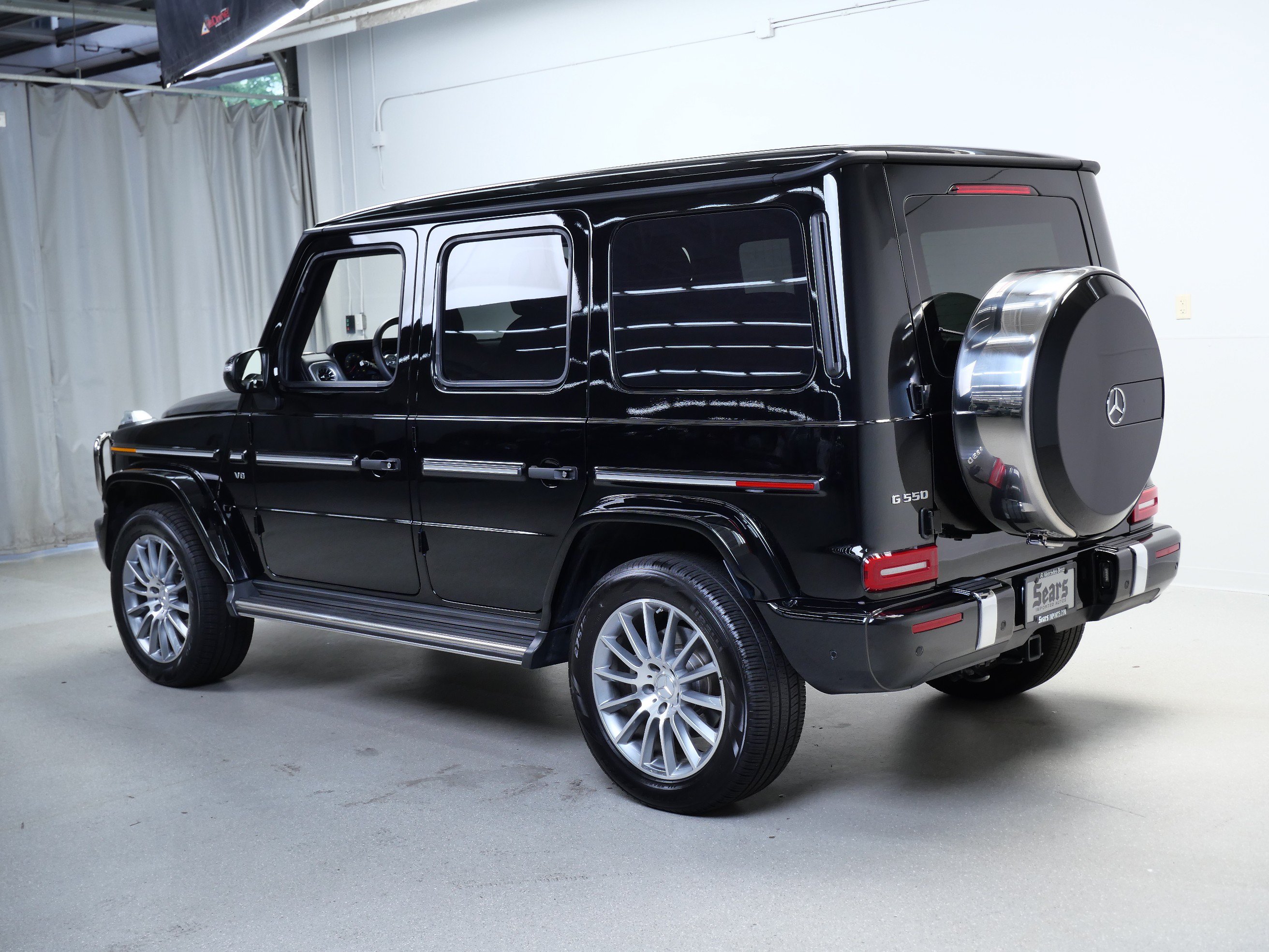 Used 2023 Mercedes-Benz G 550 image 9