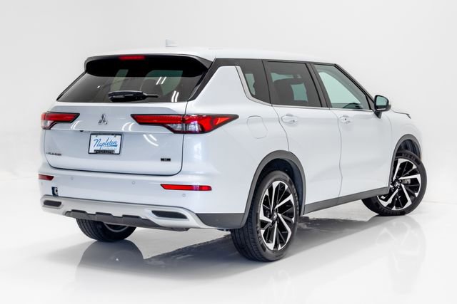 Used 2023 Mitsubishi Outlander SE Black Edition FWD image 26