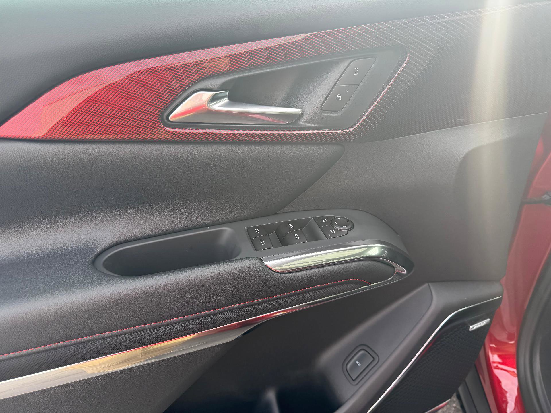 New 2026 Chevrolet Traverse Z71 w/ Enhanced Driving Package AWD/4WD image 12