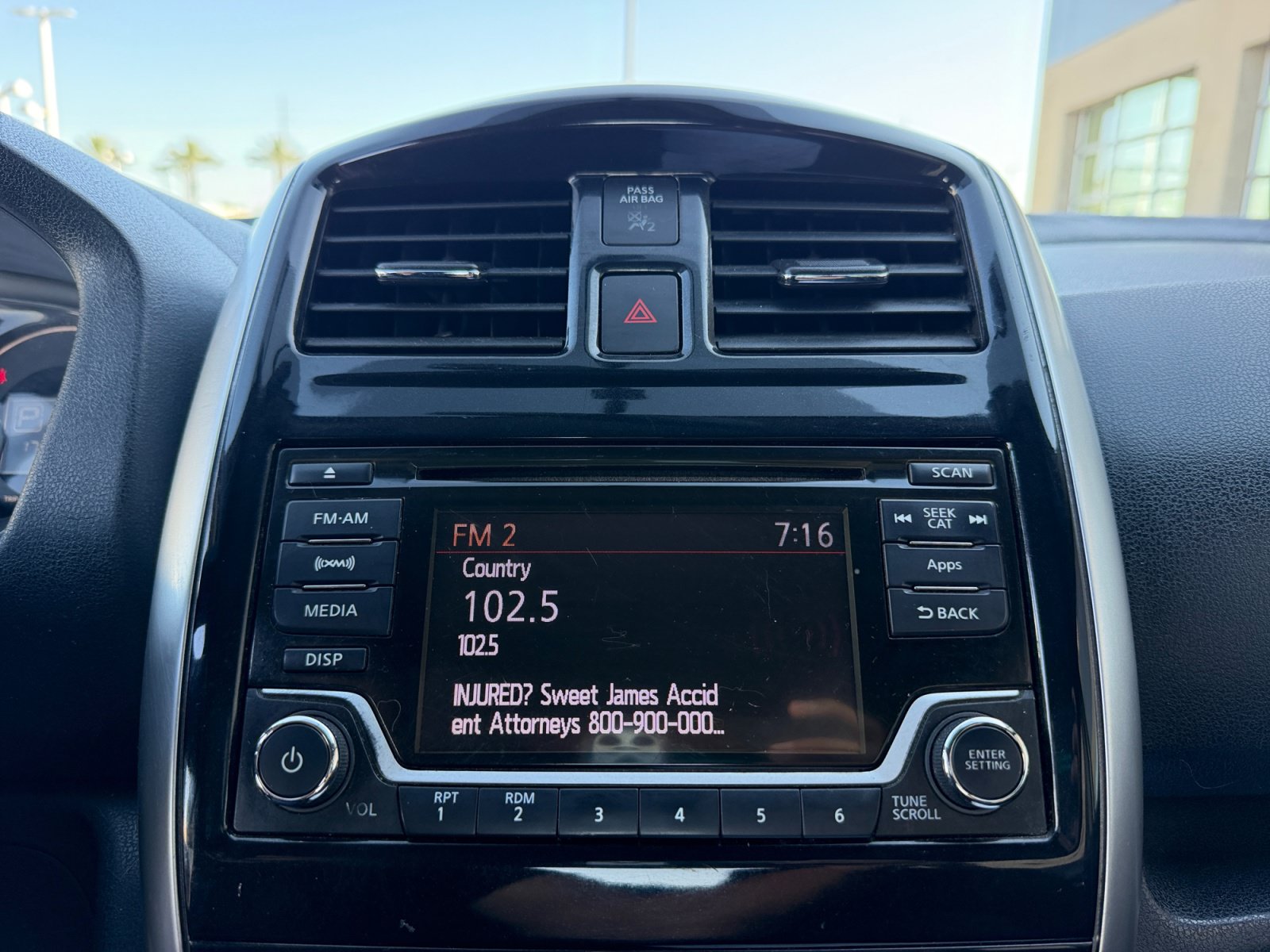 Used 2016 Nissan Versa Note SV FWD image 28