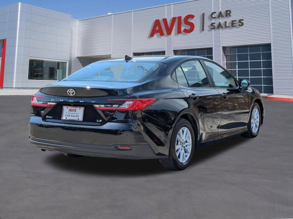 Used 2025 Toyota Camry LE image 6