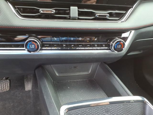 Used 2026 Chevrolet Equinox RS image 33