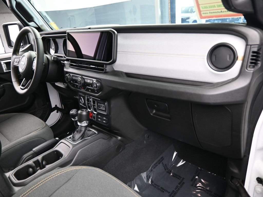Used 2024 Jeep Gladiator Willys image 46