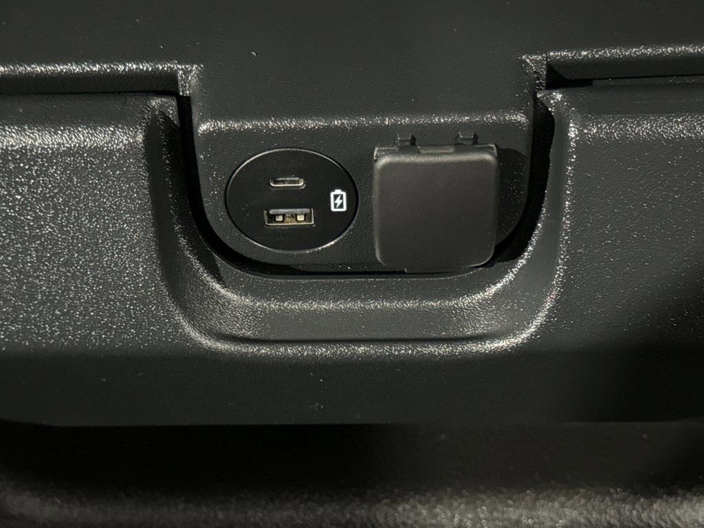 Used 2021 Ford F150 XLT image 34