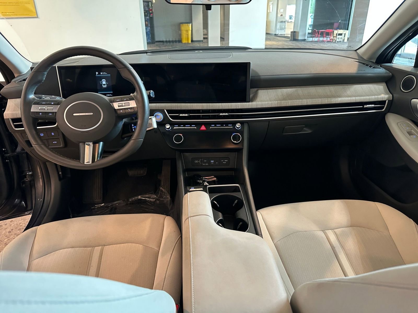 Used 2025 Hyundai Sonata SEL FWD image 33