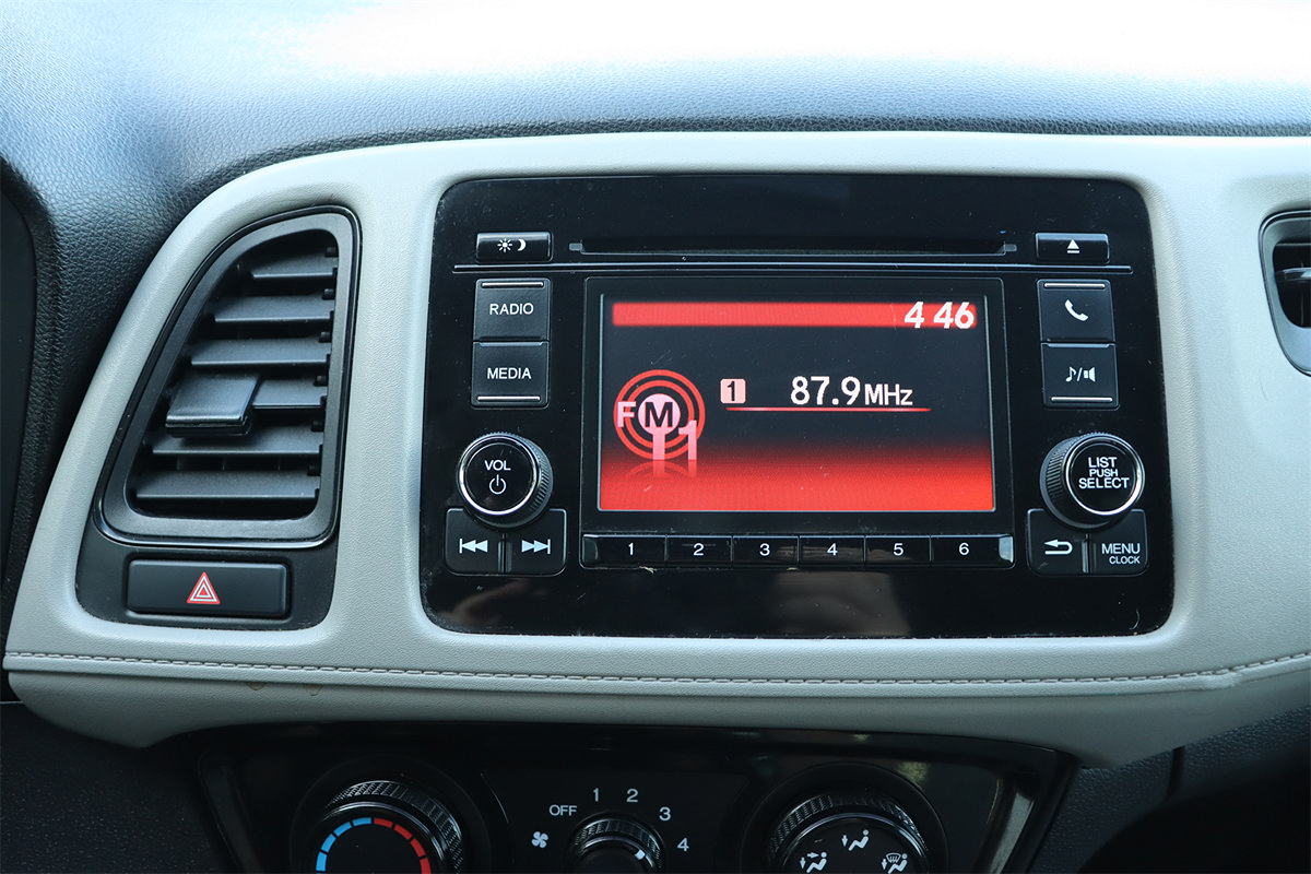 Used 2020 Honda HR-V LX image 33