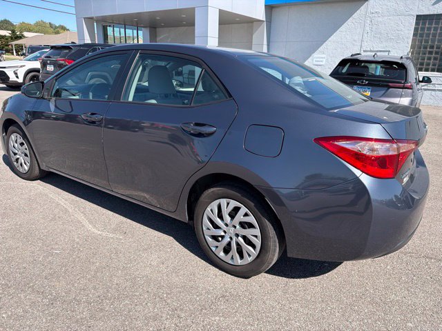 Used 2017 Toyota Corolla LE w/ Carpet Mat Package (TMS) FWD image 26