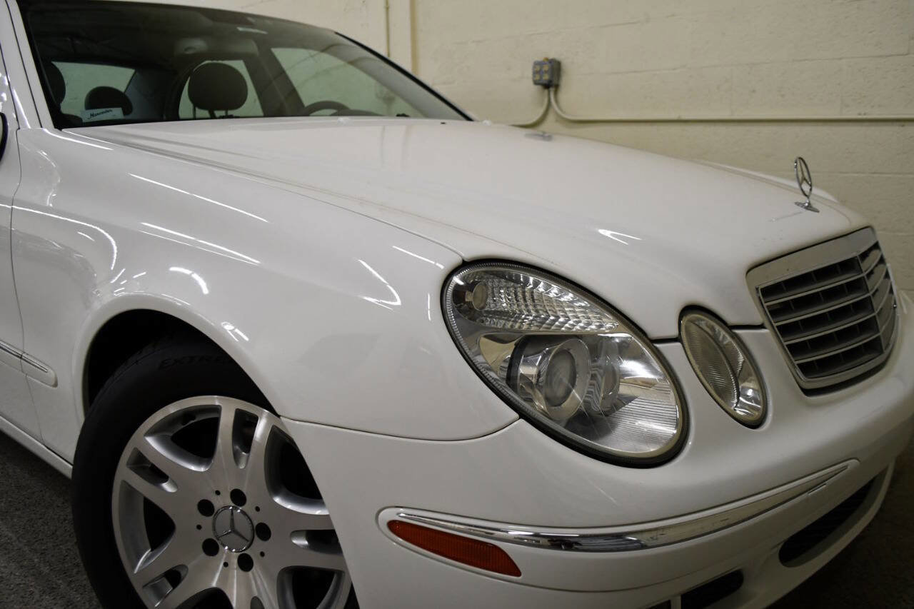 Used 2005 Mercedes-Benz E 320 CDI Sedan image 25