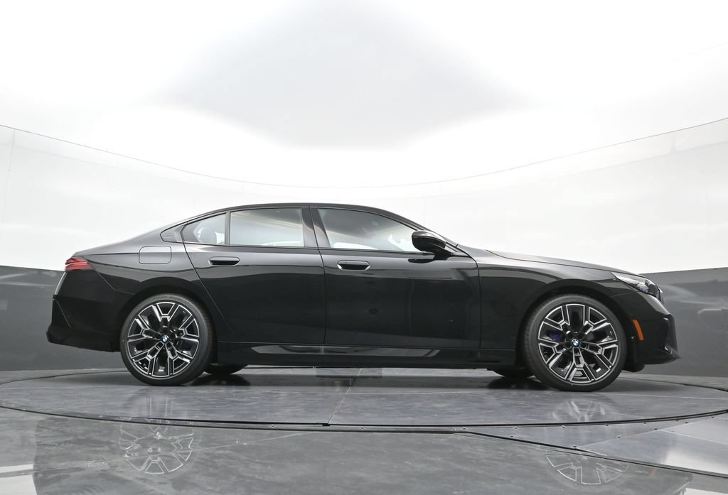 New 2026 BMW 550e xDrive w/ Executive Package AWD/4WD image 29