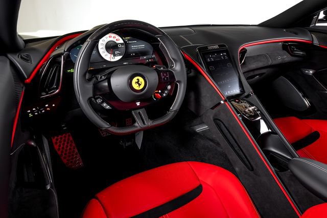 Used 2024 Ferrari Roma RWD image 5
