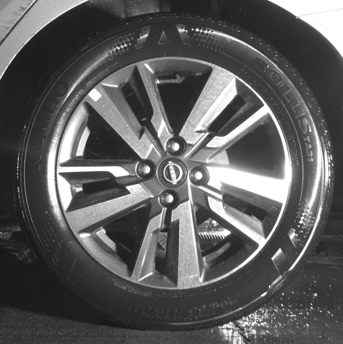 Used 2025 Nissan Versa SV image 14