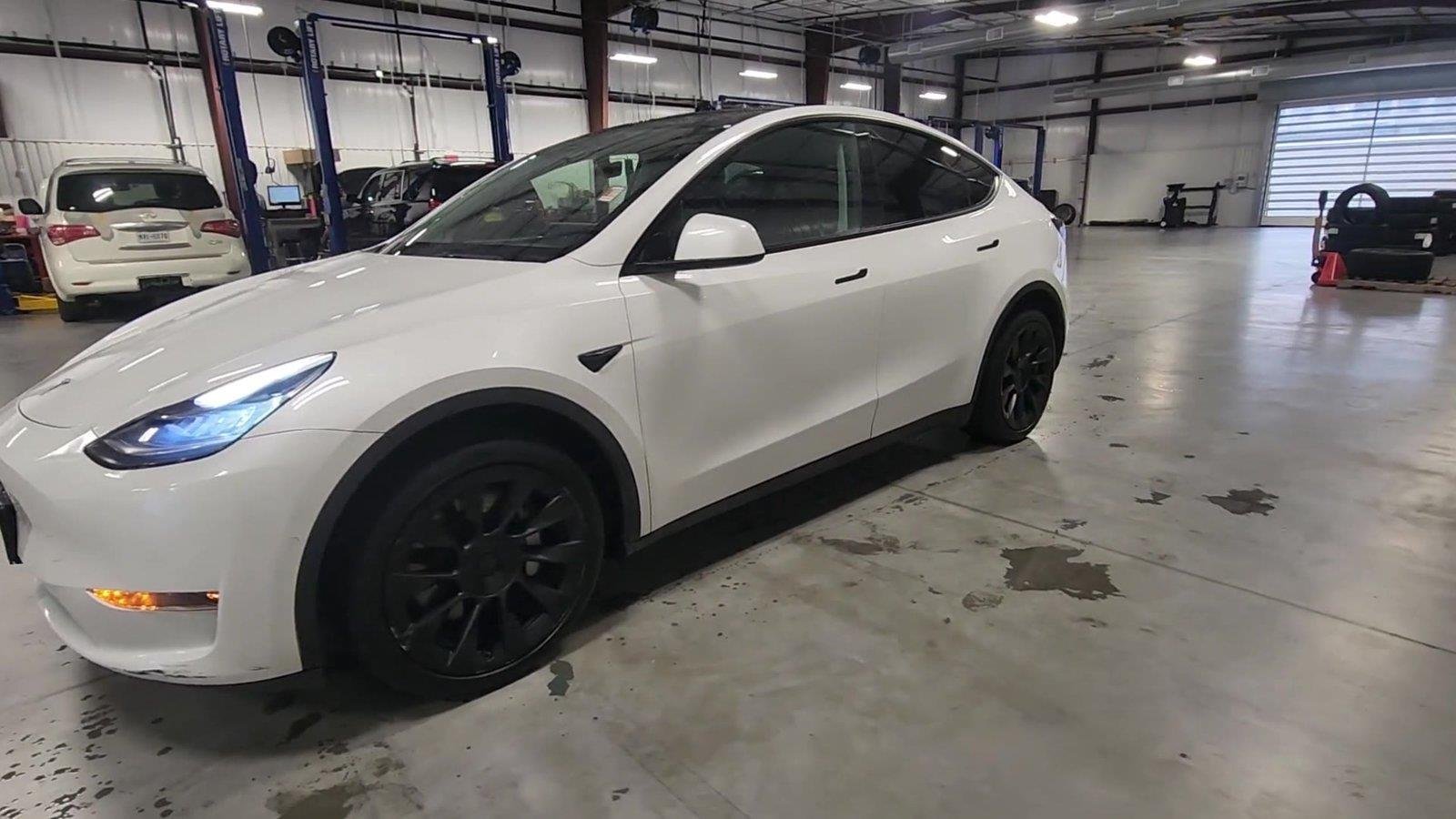 Used 2021 Tesla Model Y Long Range AWD/4WD image 4