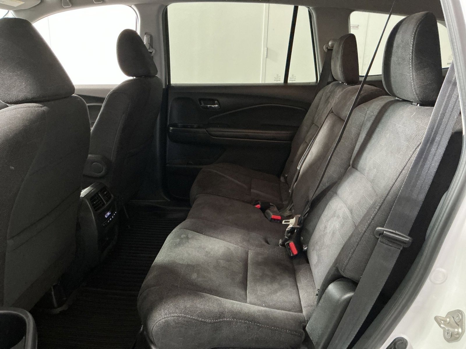 Used 2021 Honda Pilot EX image 30