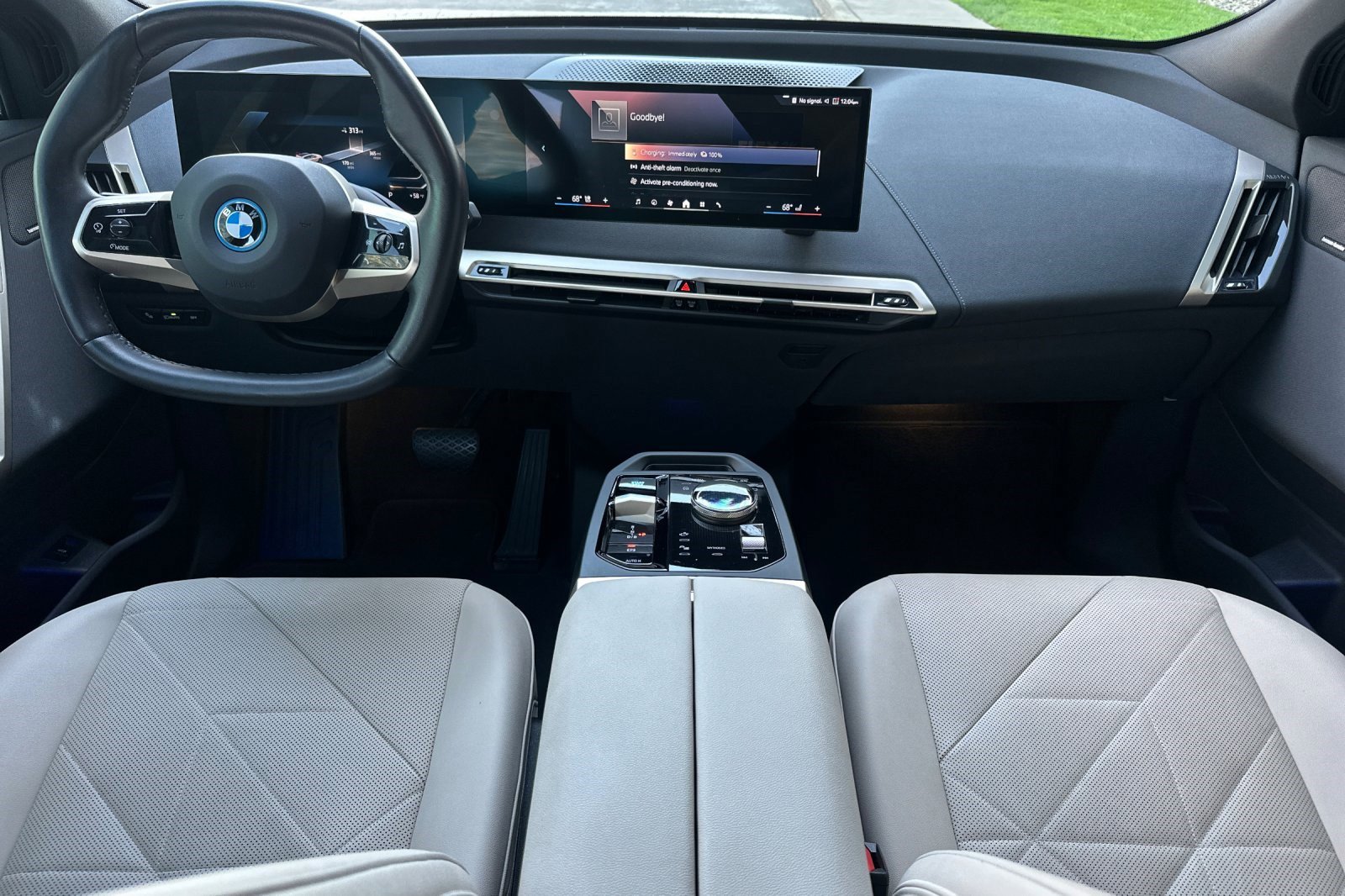 Certified 2024 BMW iX xDrive50 w/ Convenience Package image 17