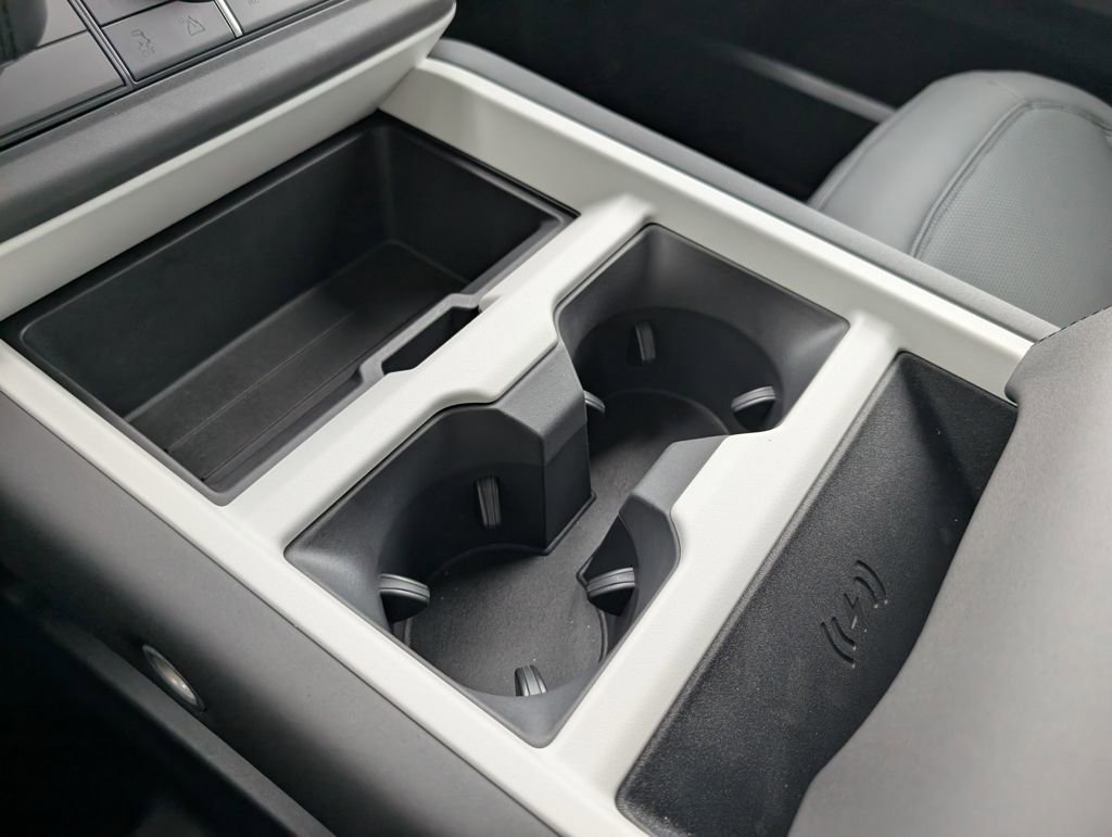 New 2026 Land Rover Defender 130 S AWD/4WD image 19
