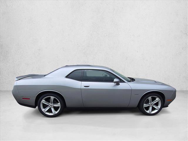 Used 2018 Dodge Challenger R/T RWD image 3