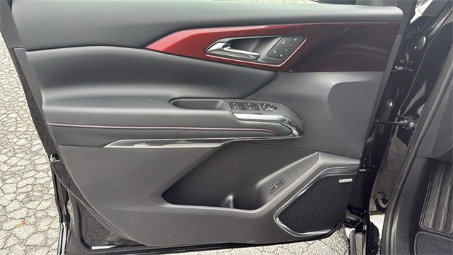 New 2026 Chevrolet Traverse RS w/ LPO, Floor Liner Package image 16