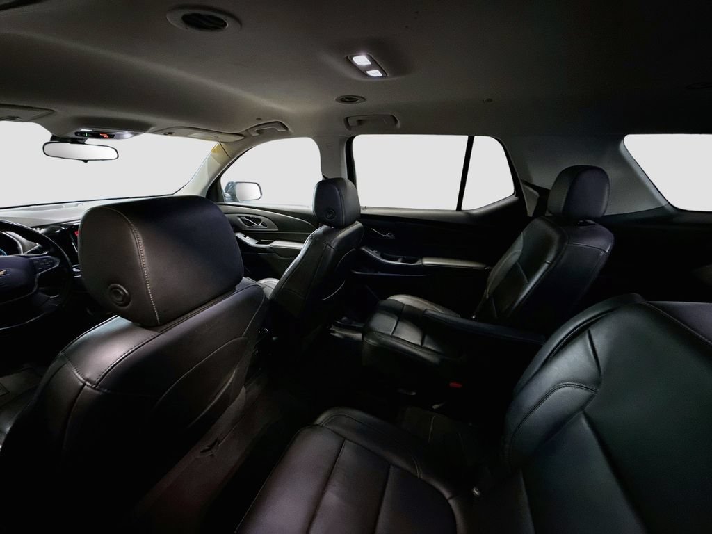 Used 2021 Chevrolet Traverse LT AWD/4WD image 23