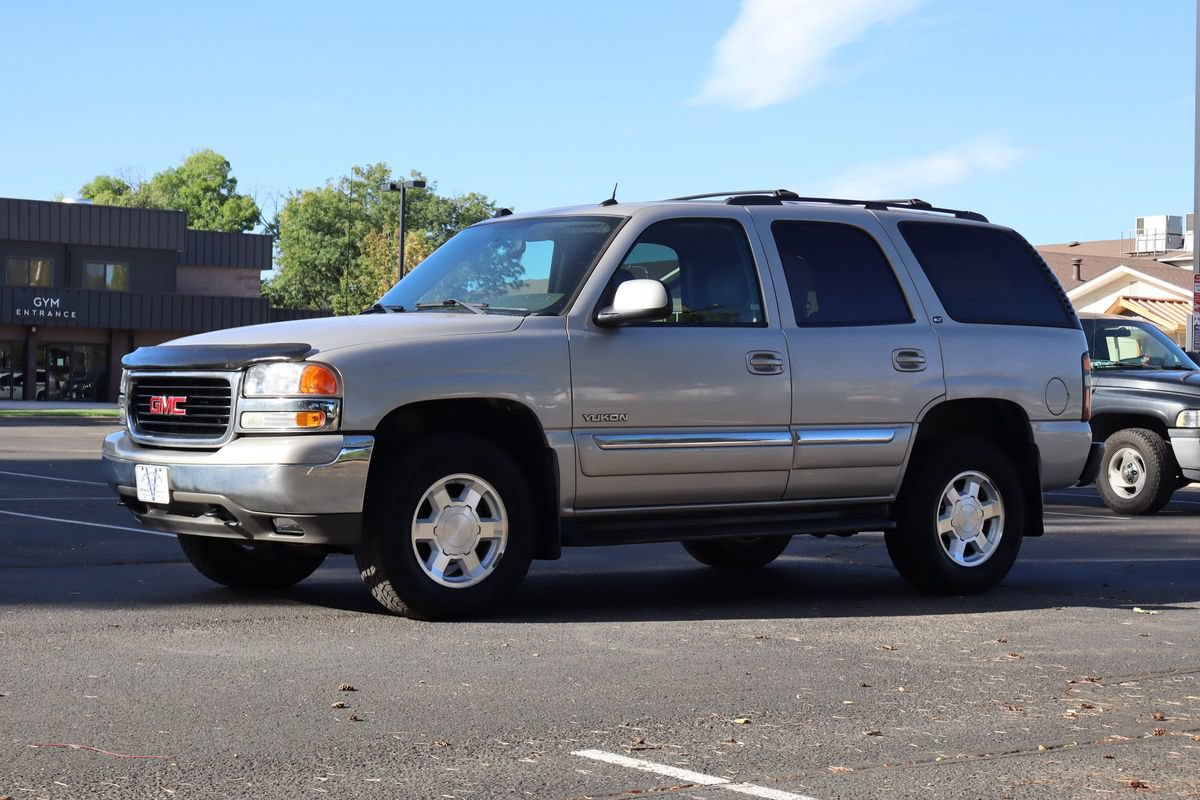 Used 2005 GMC Yukon SLT w/ SLT Preferred Equipment Group AWD/4WD image 11
