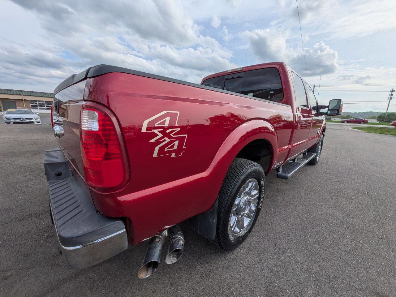 Used 2013 Ford F250 Lariat w/ Lariat Chrome Pkg image 8