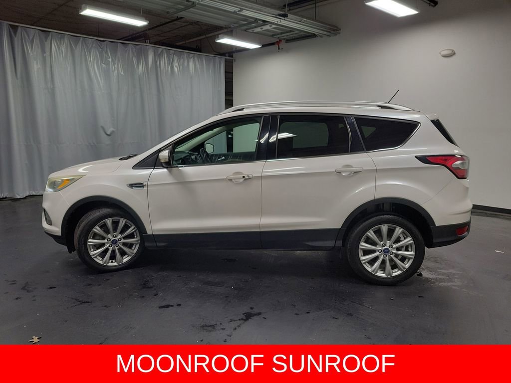 Used 2018 Ford Escape Titanium image 6
