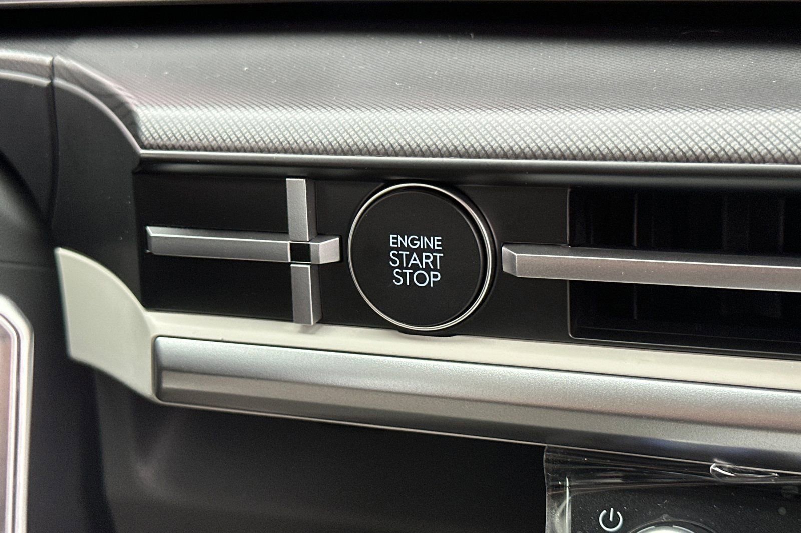 New 2026 Hyundai Santa Fe SEL image 23