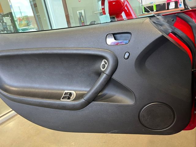 Used 2007 Pontiac Solstice Convertible w/ Premium Package RWD image 12