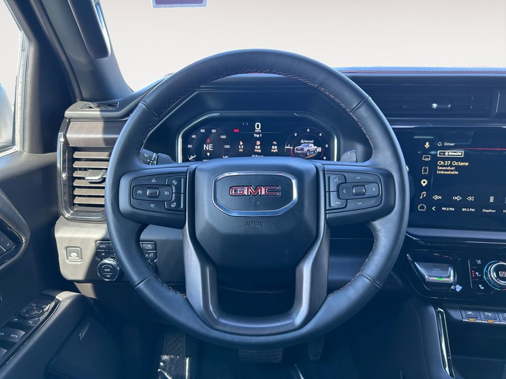 Used 2025 GMC Sierra 1500 AT4 w/ AT4 Premium Package AWD/4WD image 15
