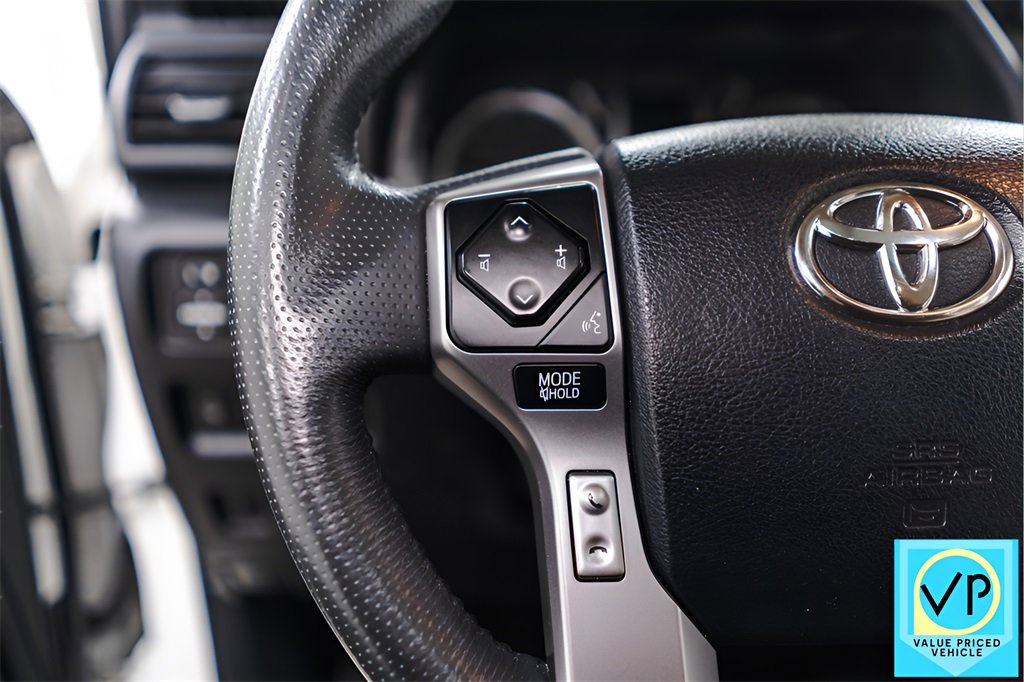 Used 2020 Toyota 4Runner 4WD image 11