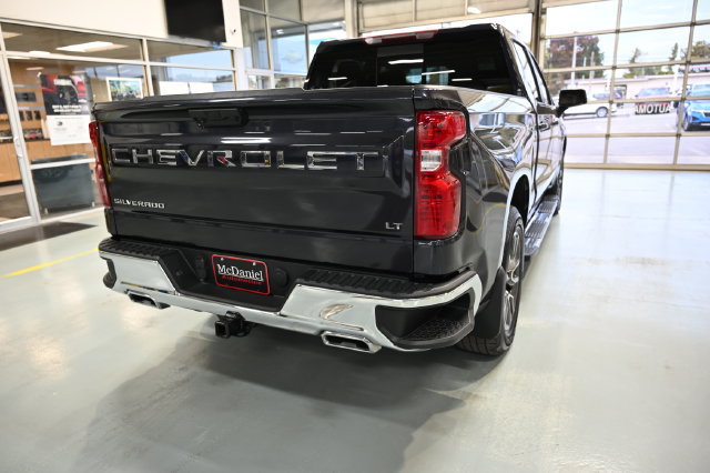 Used 2022 Chevrolet Silverado 1500 LT AWD/4WD image 5