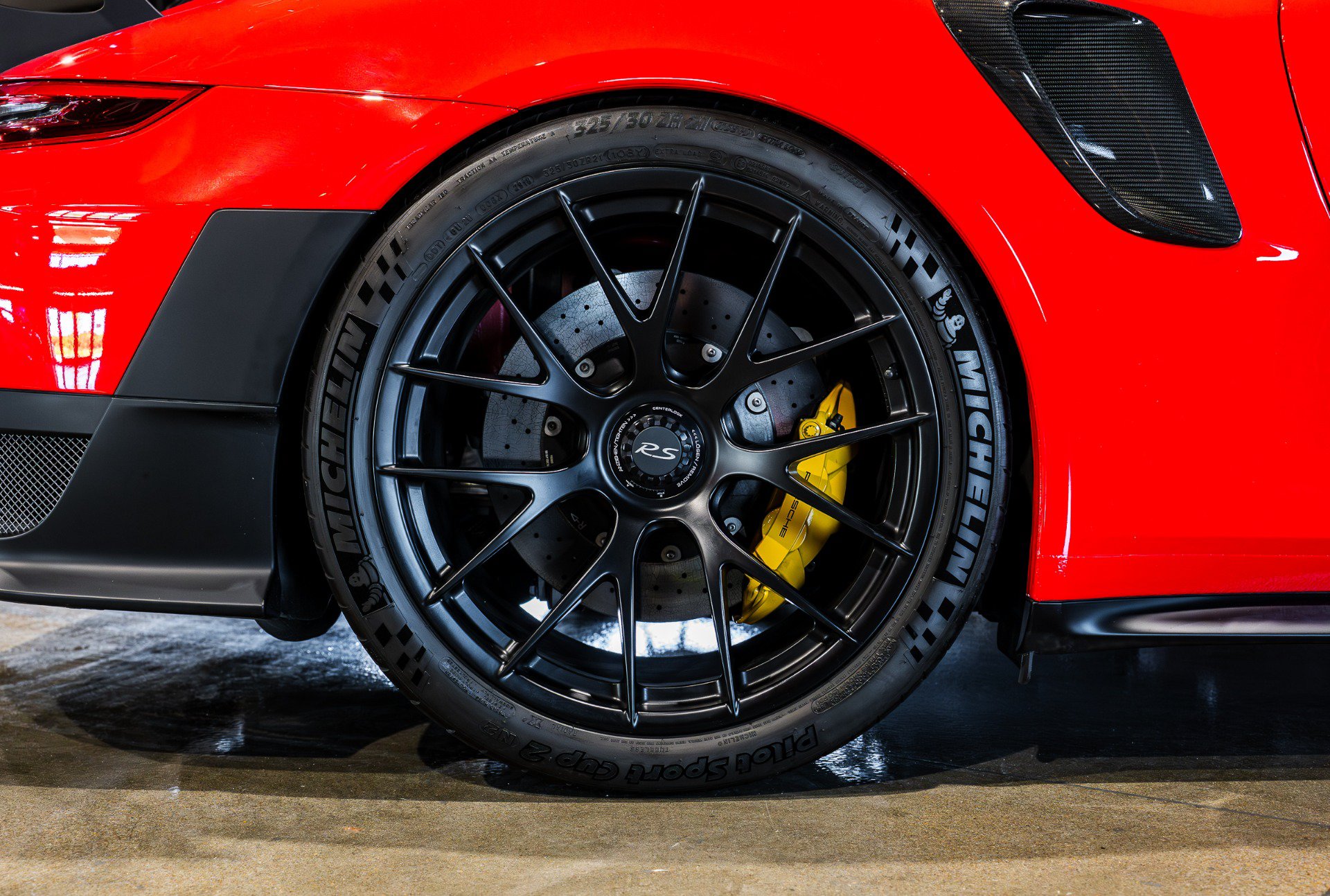 Used 2018 Porsche 911 GT2 RS RWD image 42