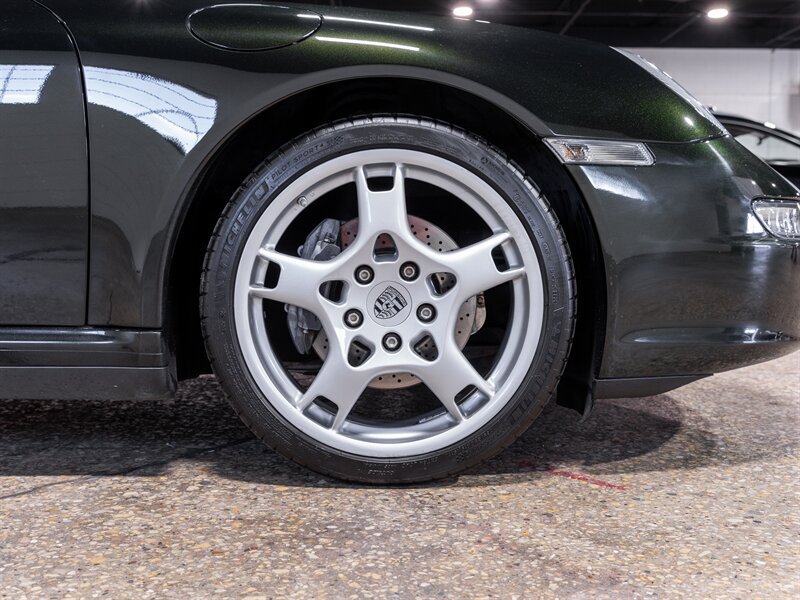 Used 2007 Porsche 911 Carrera 4 AWD/4WD image 17