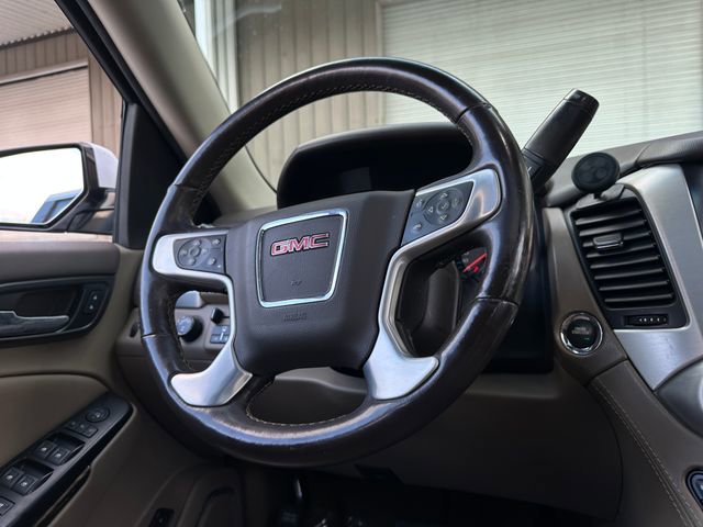 Used 2019 GMC Yukon XL SLT w/ Premium Edition image 17