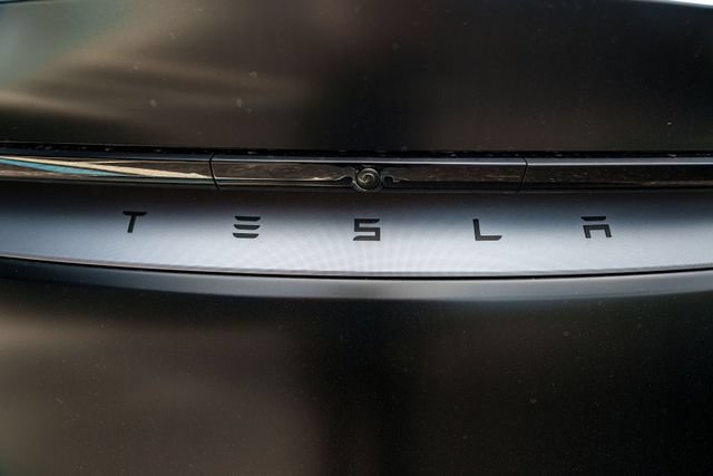 Used 2026 Tesla Model Y 2WD image 24